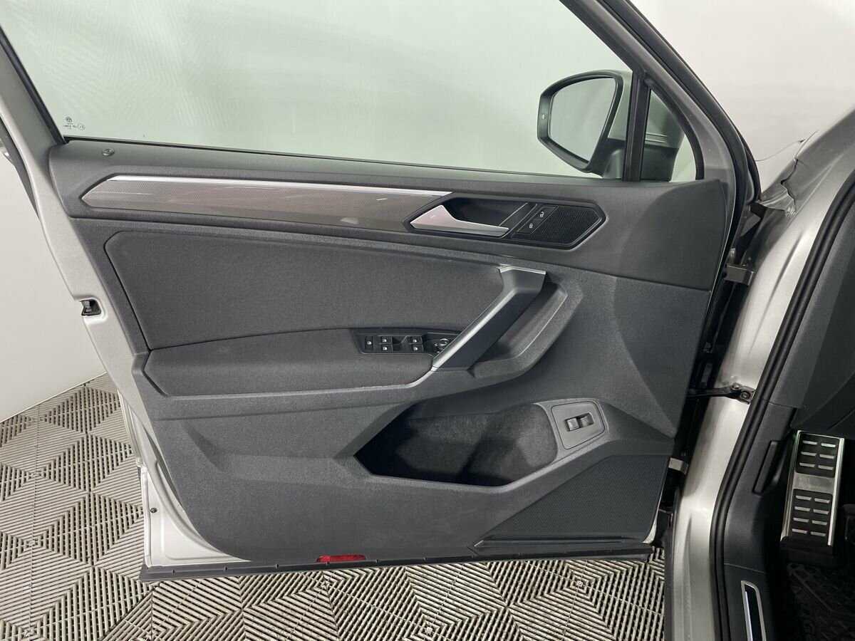 Купить Volkswagen Tiguan, 2019, 79 451 км.. Фото: #7
