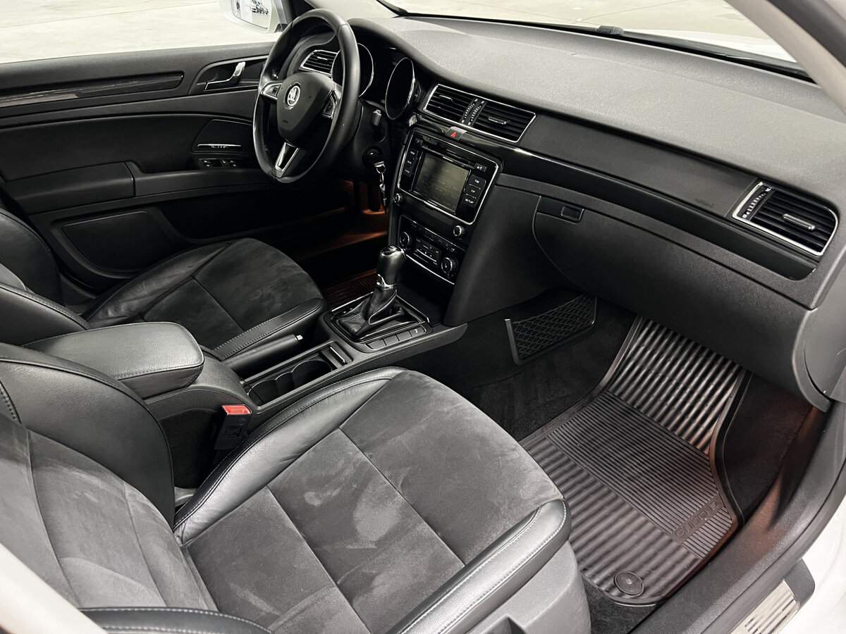 Купить Skoda Superb, 2014, 213 003 км.. Фото: #10