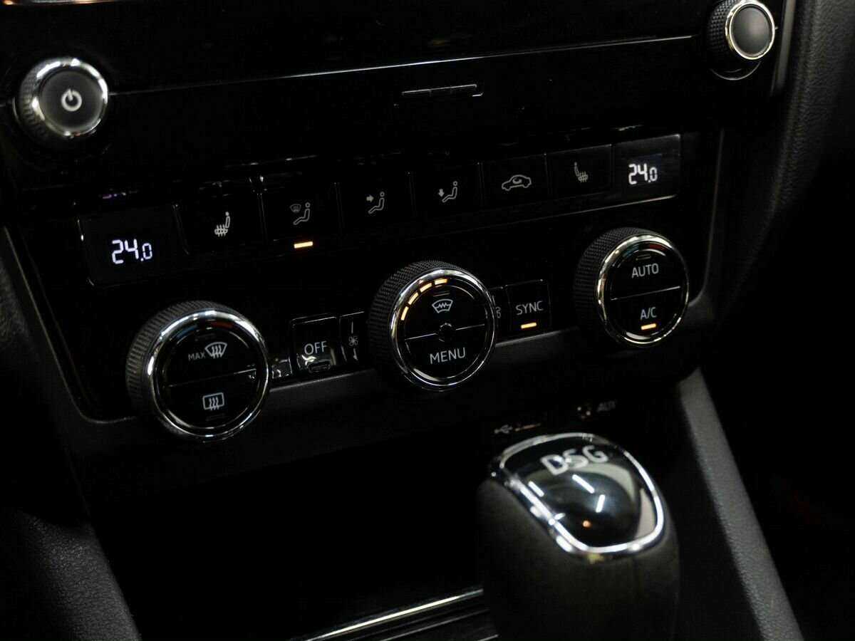 Купить Skoda Octavia, 2017, 175 299 км.. Фото: #16