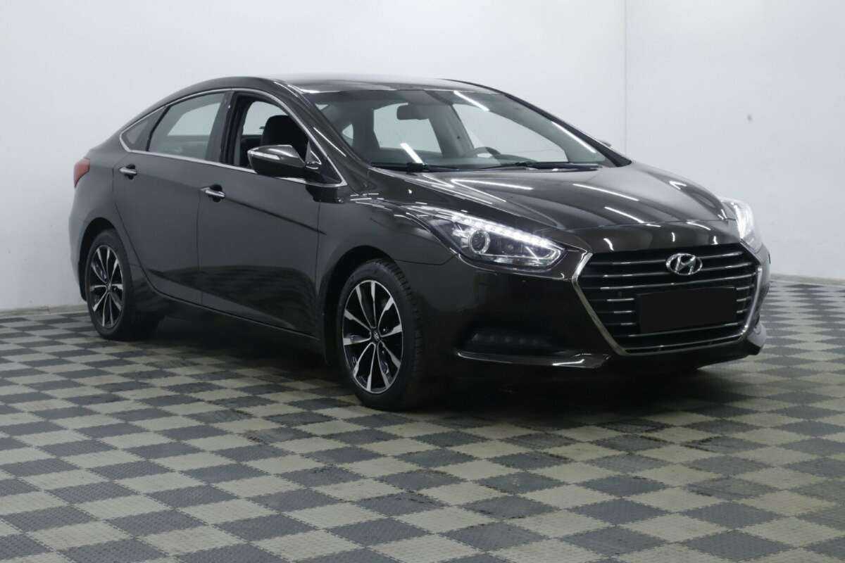 Купить Hyundai i40, 2017, 159 000 км.. Фото: #2