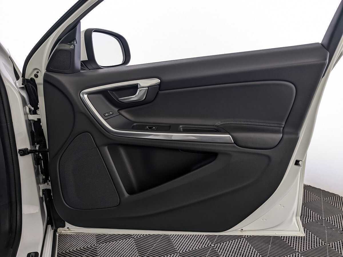 Купить Volvo S60, 2017, 69 248 км.. Фото: #18