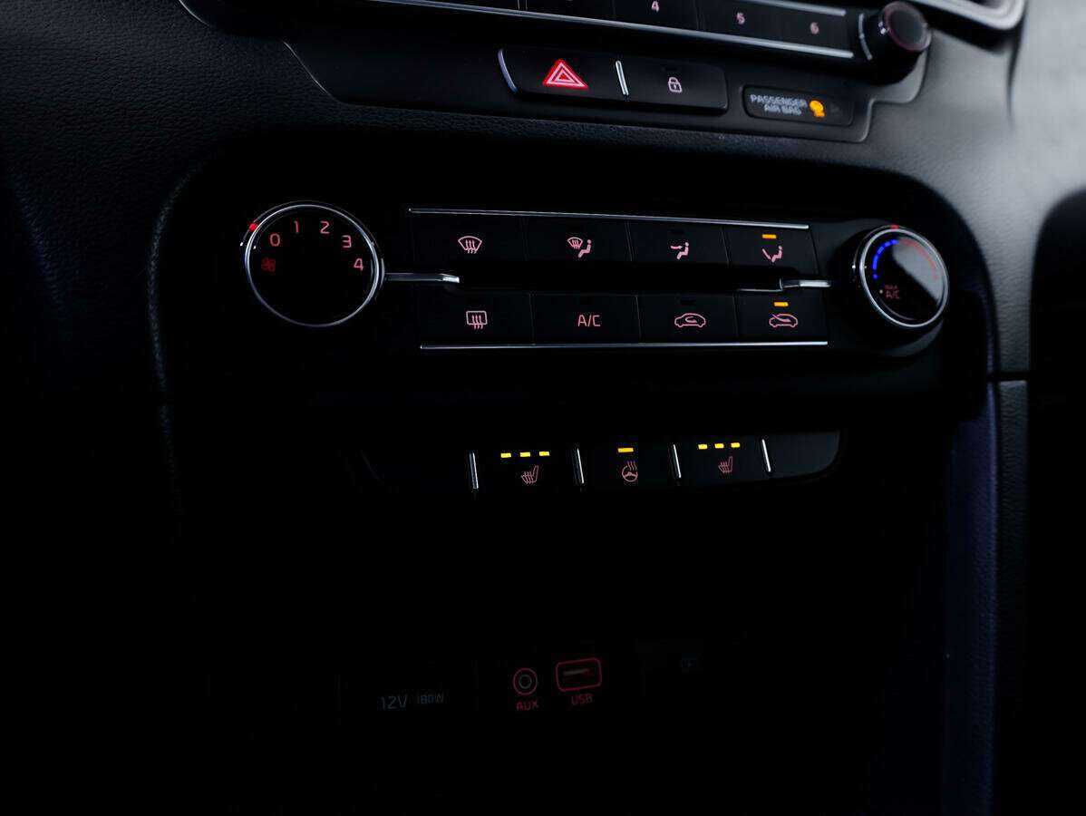 Купить Kia Ceed, 2019, 91 396 км.. Фото: #14