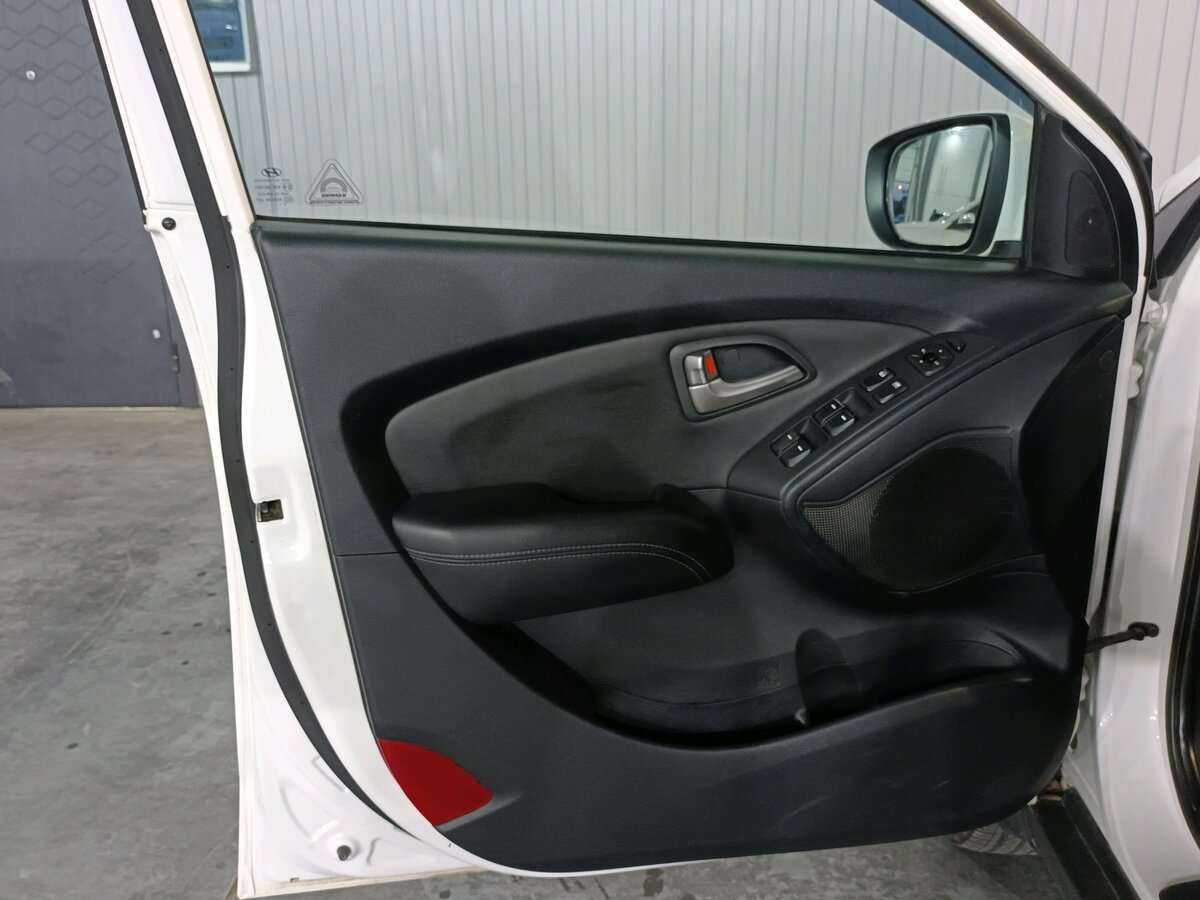 Купить Hyundai ix35, 2012, 173 631 км.. Фото: #15