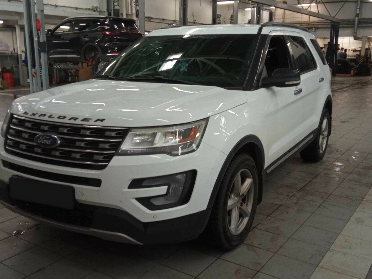 Купить Ford Explorer, 2017, 197 479 км.. Посмотреть фото