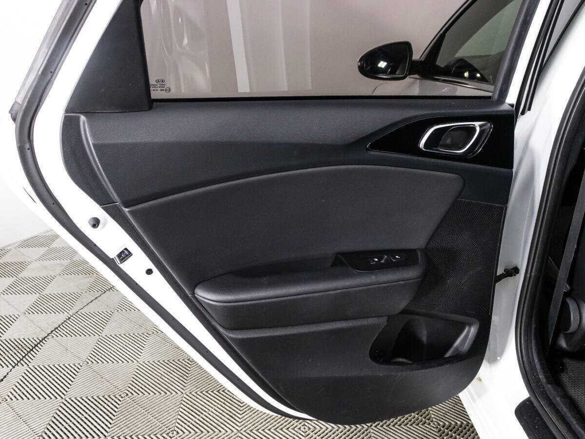 Купить Kia Ceed, 2019, 183 147 км.. Фото: #24