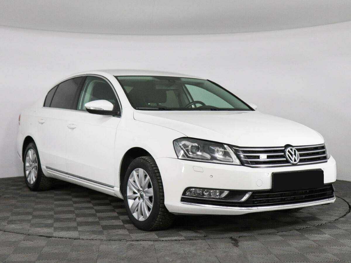 Купить Volkswagen Passat, 2013, 121 557 км.. Фото: #2