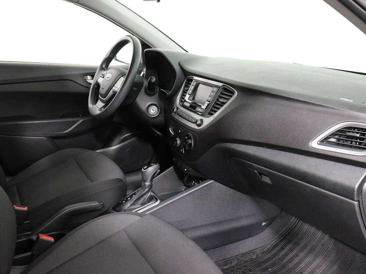 Купить Hyundai Solaris, 2017, 75 300 км.. Фото: #6