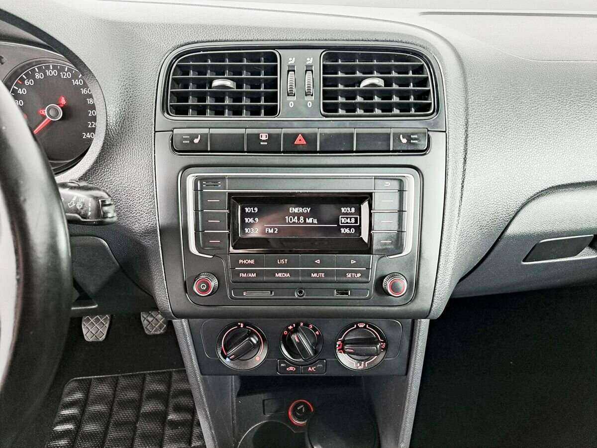 Купить Volkswagen Polo, 2015, 112 405 км.. Фото: #13