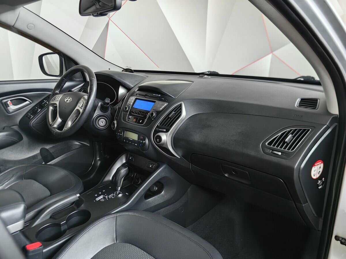Купить Hyundai ix35, 2012, 178 651 км.. Фото: #8