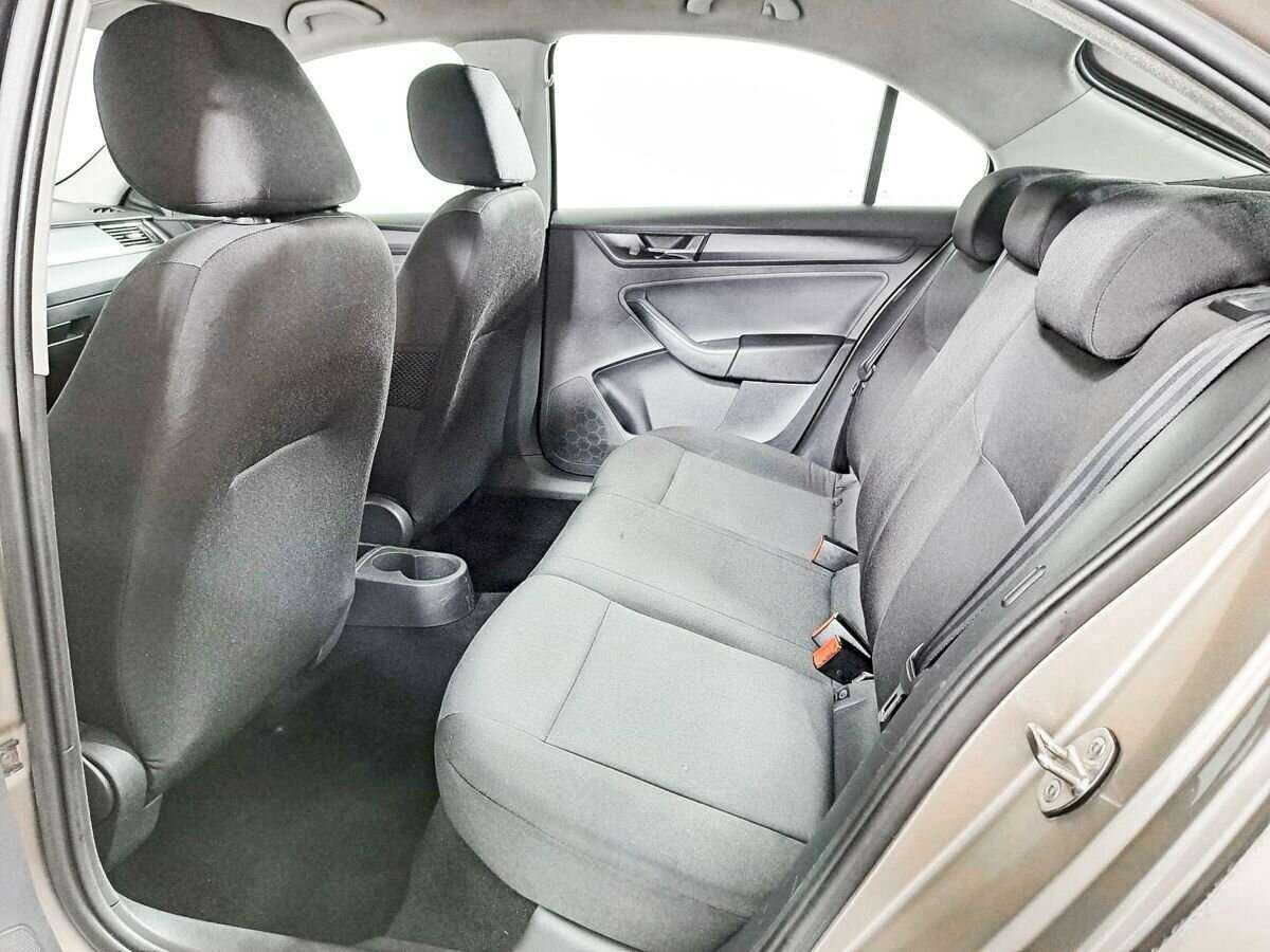 Купить Skoda Rapid, 2018, 141 500 км.. Фото: #6