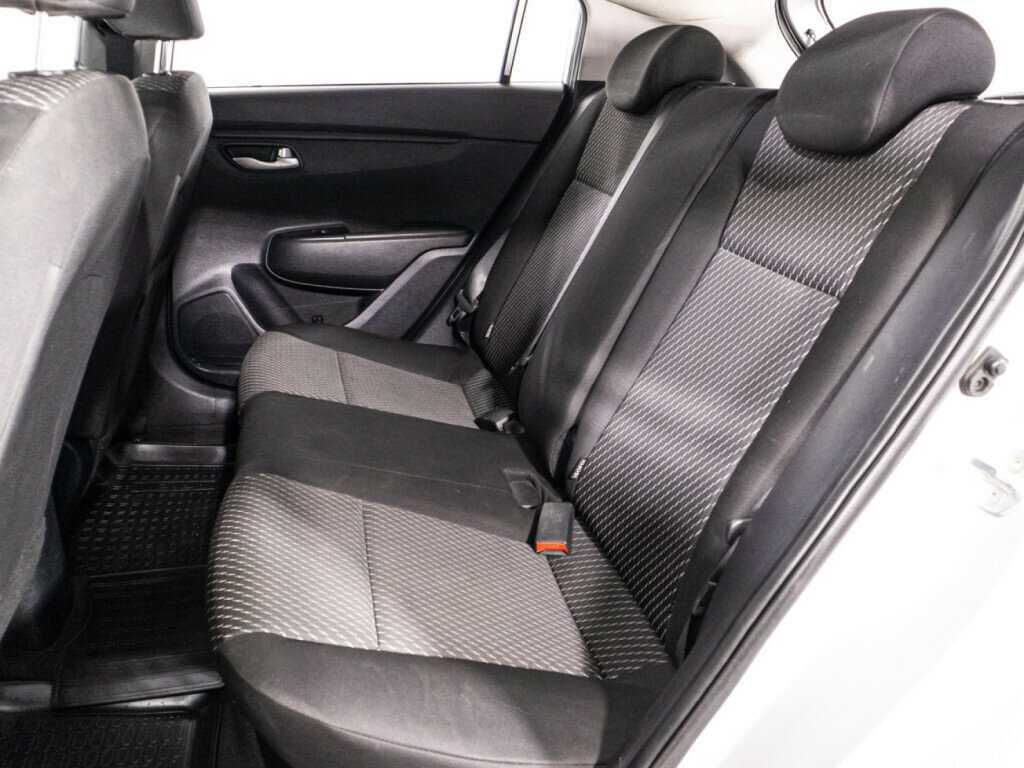 Купить Kia Rio, 2019, 84 446 км.. Фото: #9