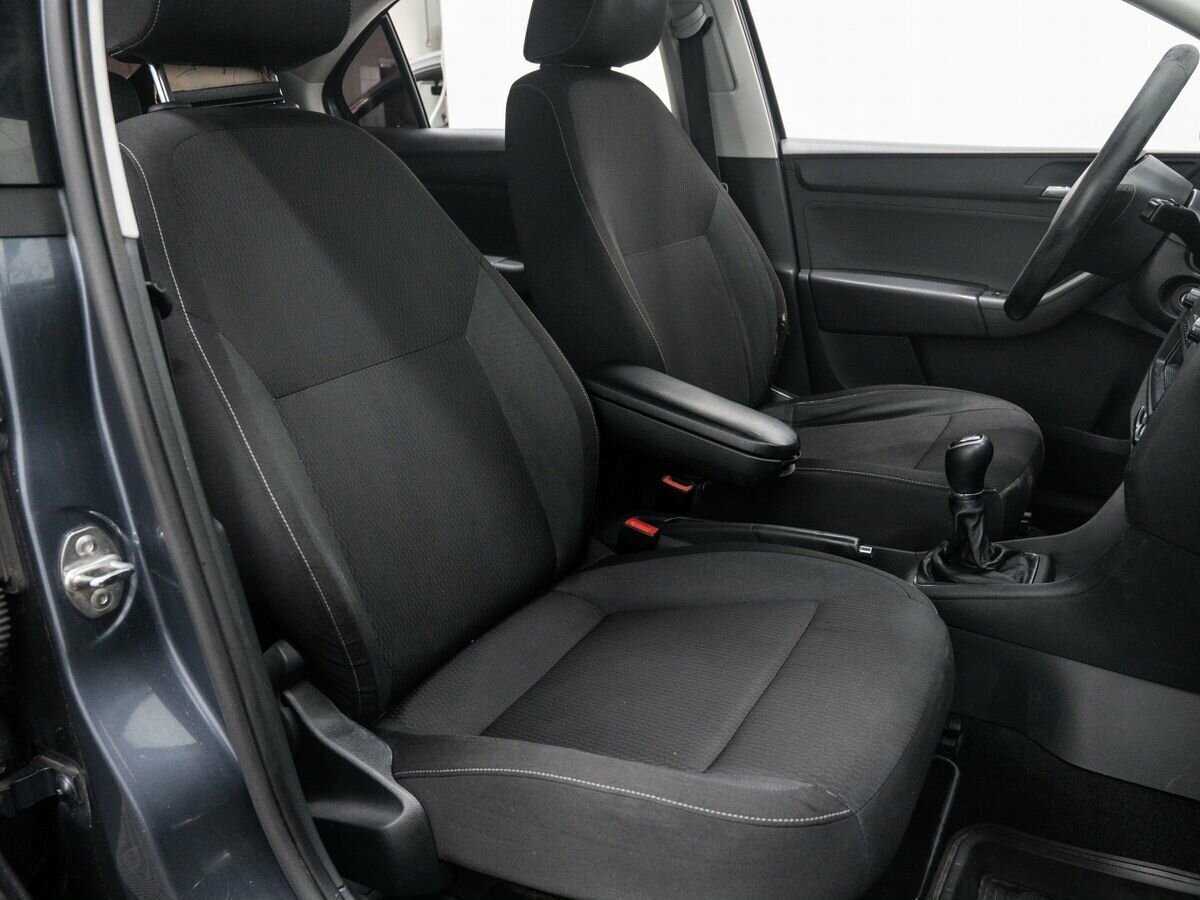 Купить Skoda Rapid, 2014, 217 363 км.. Фото: #8