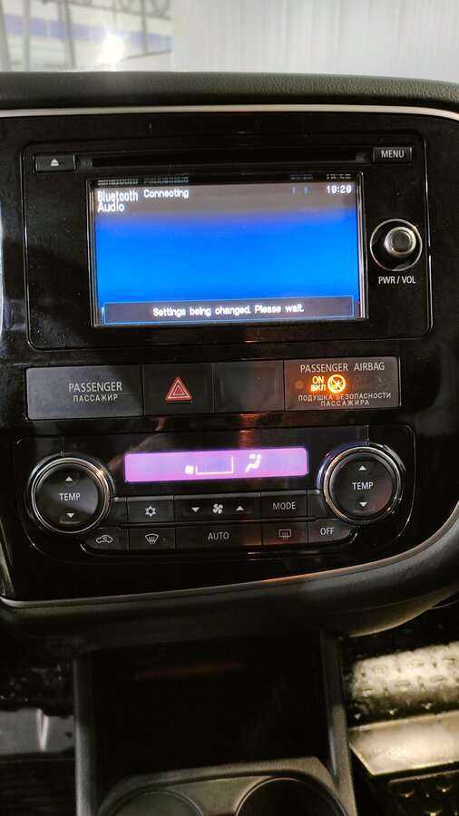 Купить Mitsubishi Outlander, 2012, 169 083 км.. Фото: #10