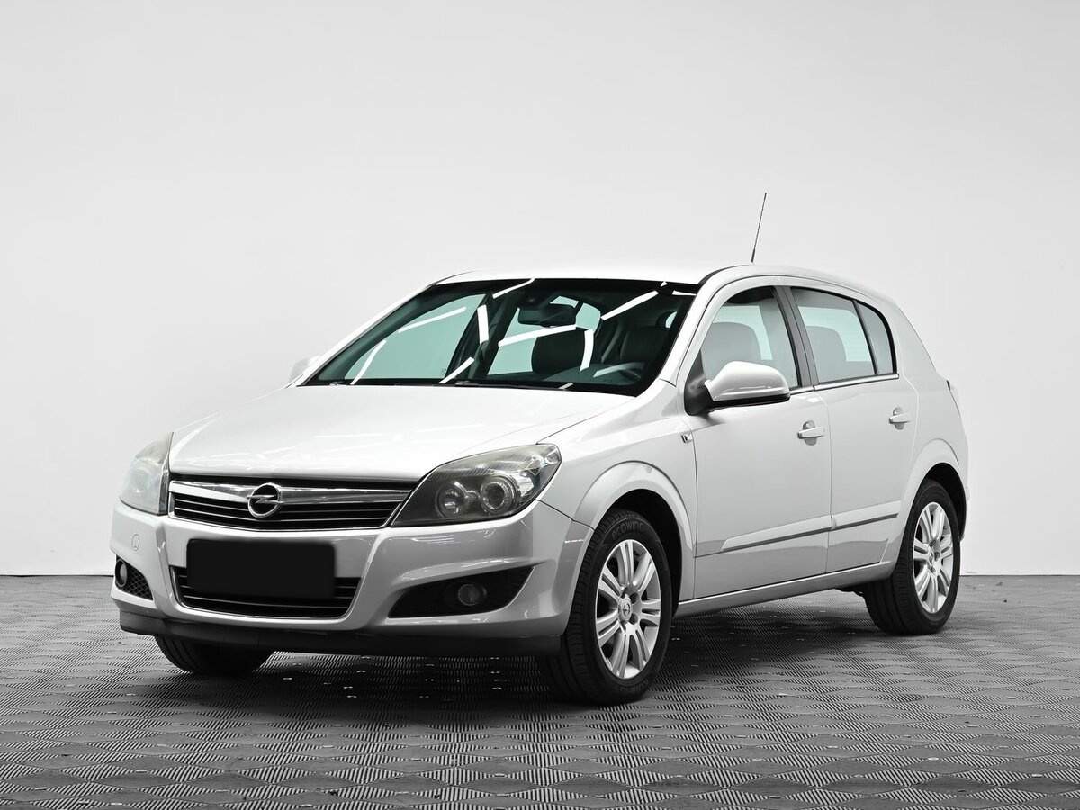Купить Opel Astra, 2012, 154 000 км.. Посмотреть фото