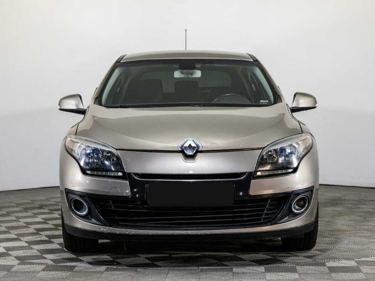 Купить Renault Megane, 2012, 146 215 км.. Фото: #1