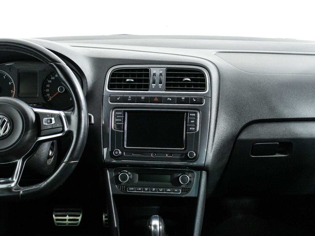 Купить Volkswagen Polo, 2018, 54 721 км.. Фото: #13