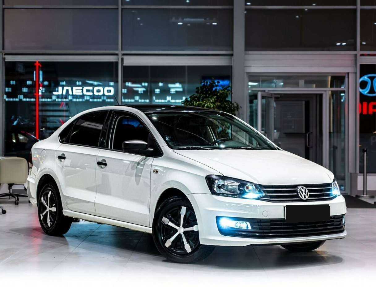 Купить Volkswagen Polo, 2017, 89 386 км.. Фото: #1