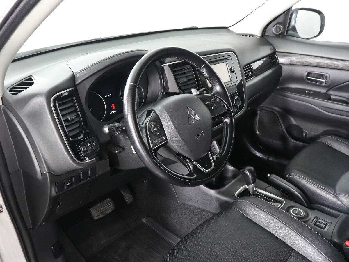 Купить Mitsubishi Outlander, 2015, 144 963 км.. Фото: #8