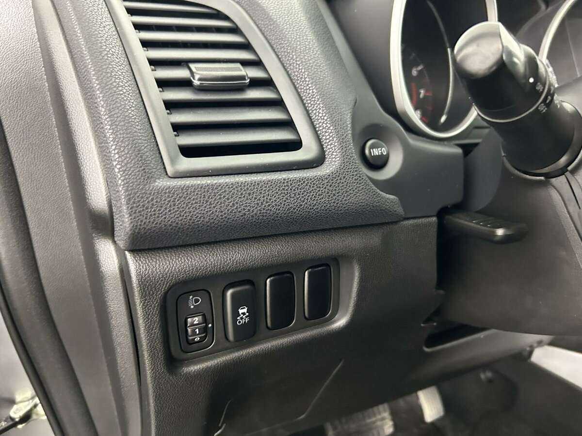 Купить Mitsubishi ASX, 2012, 142 820 км.. Фото: #8