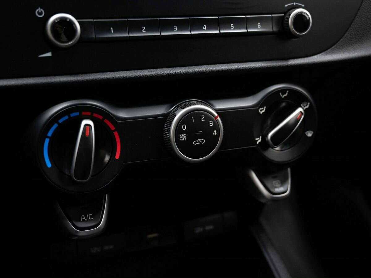 Купить Kia Rio, 2022, 90 000 км.. Фото: #19