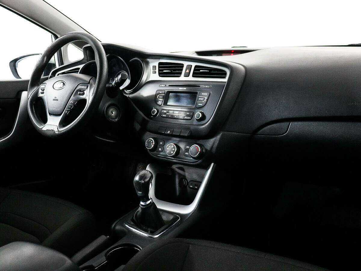 Купить Kia Ceed, 2013, 107 219 км.. Фото: #8