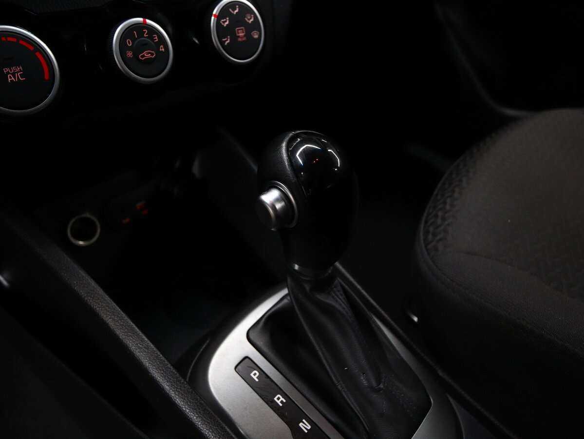 Купить Kia Rio, 2015, 59 140 км.. Фото: #7