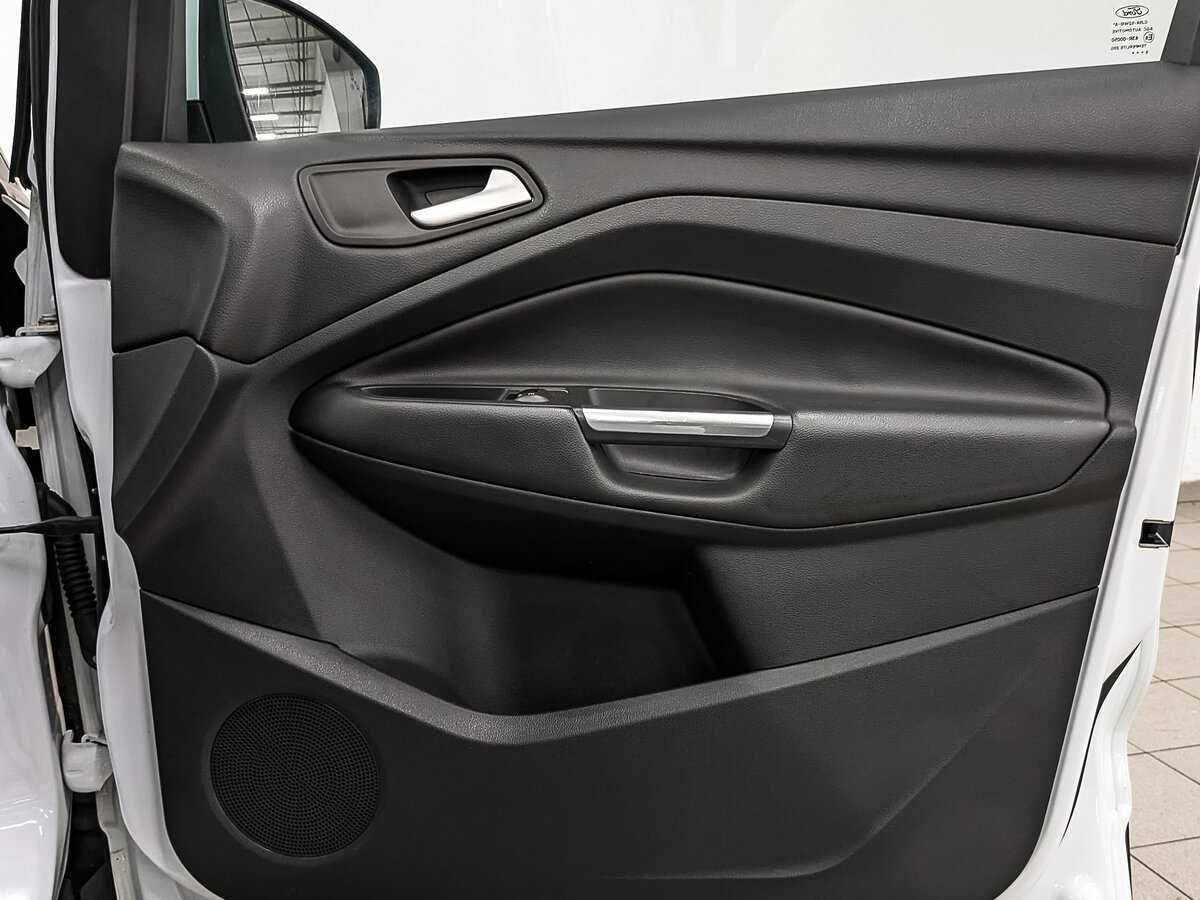 Купить Ford Kuga, 2016, 78 607 км.. Фото: #20