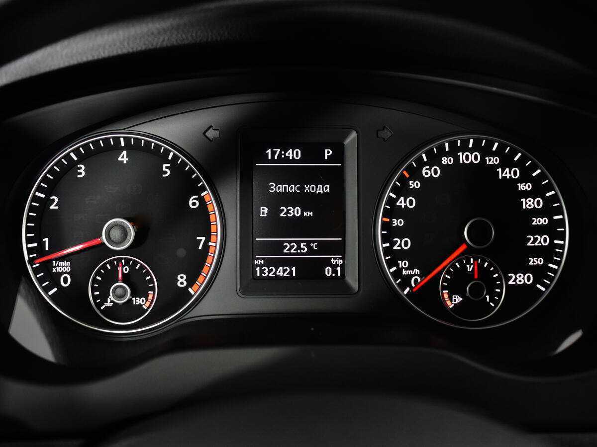 Купить Volkswagen Jetta, 2013, 132 420 км.. Фото: #10