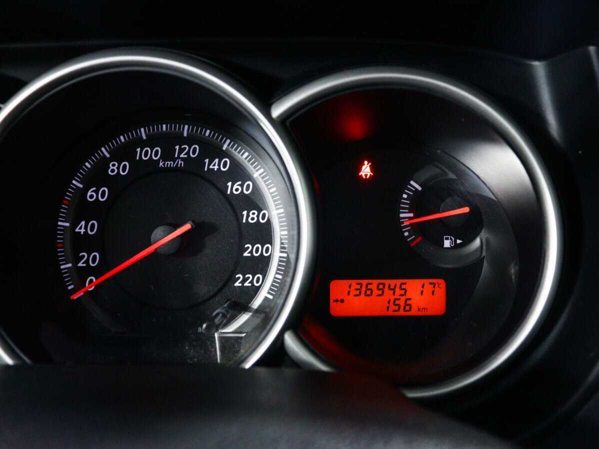 Купить Nissan Tiida, 2013, 136 945 км.. Фото: #8