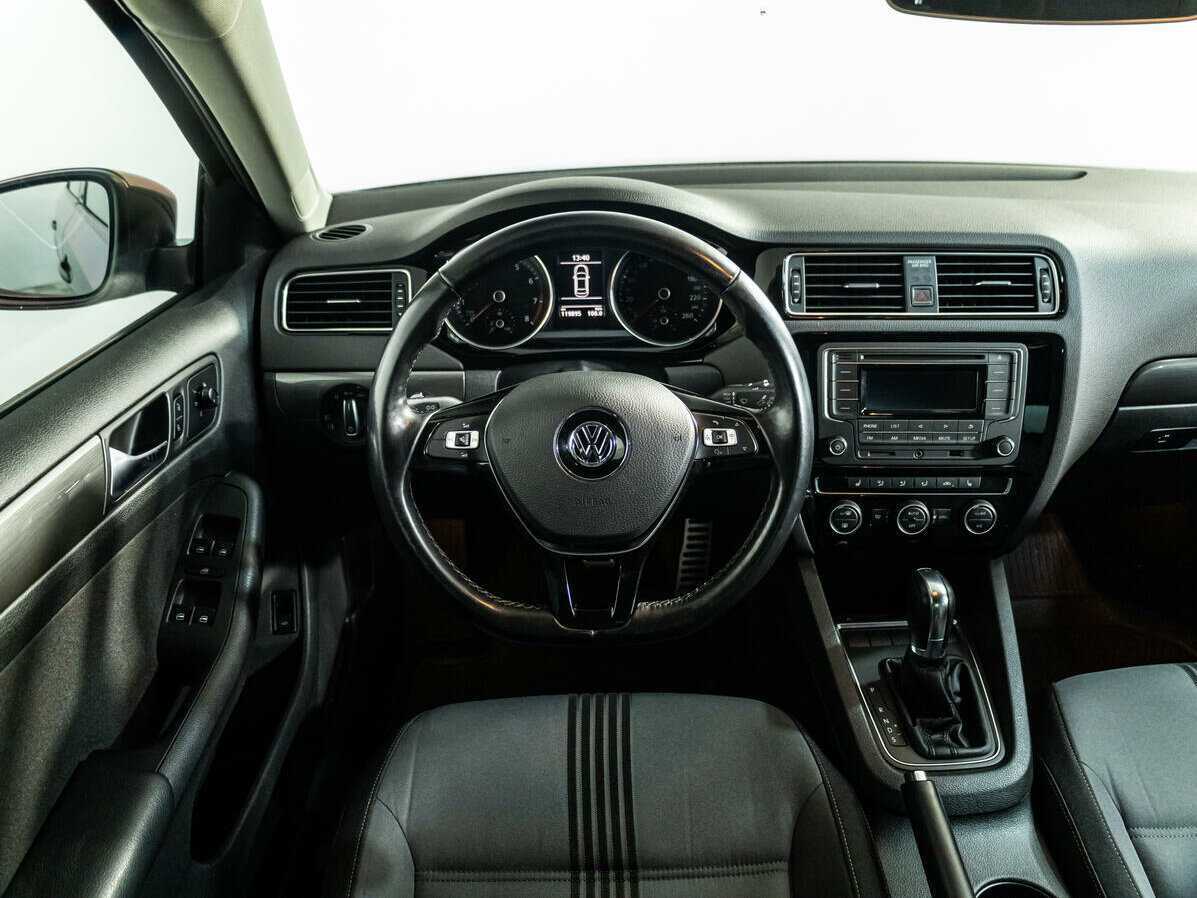 Купить Volkswagen Jetta, 2016, 119 856 км.. Фото: #11