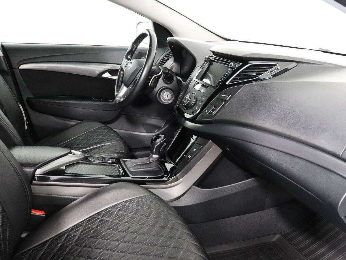 Купить Hyundai i40, 2015, 106 300 км.. Фото: #6