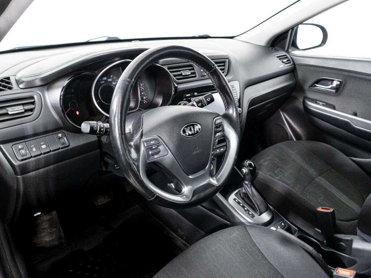 Купить Kia Rio, 2017, 83 585 км.. Фото: #10