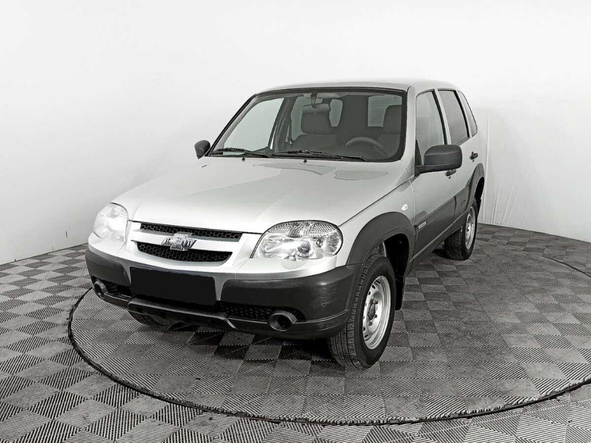 Купить Chevrolet Niva, 2017, 186 478 км.. Посмотреть фото
