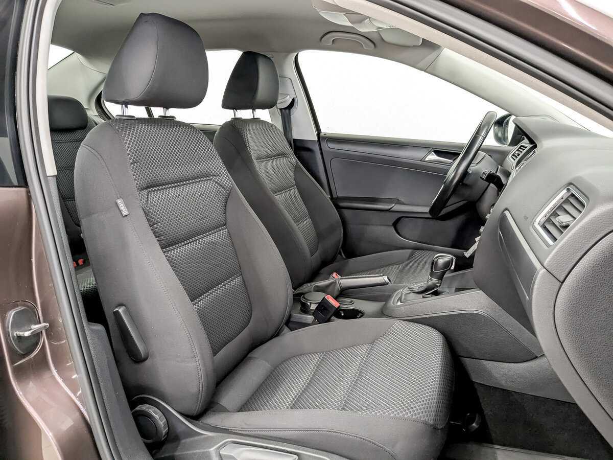 Купить Volkswagen Jetta, 2014, 129 595 км.. Фото: #21