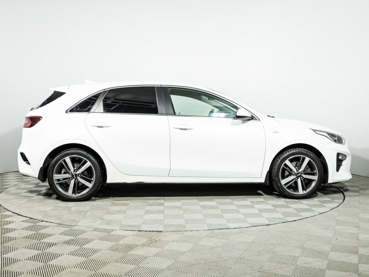 Купить Kia Ceed, 2018, 106 517 км.. Фото: #3