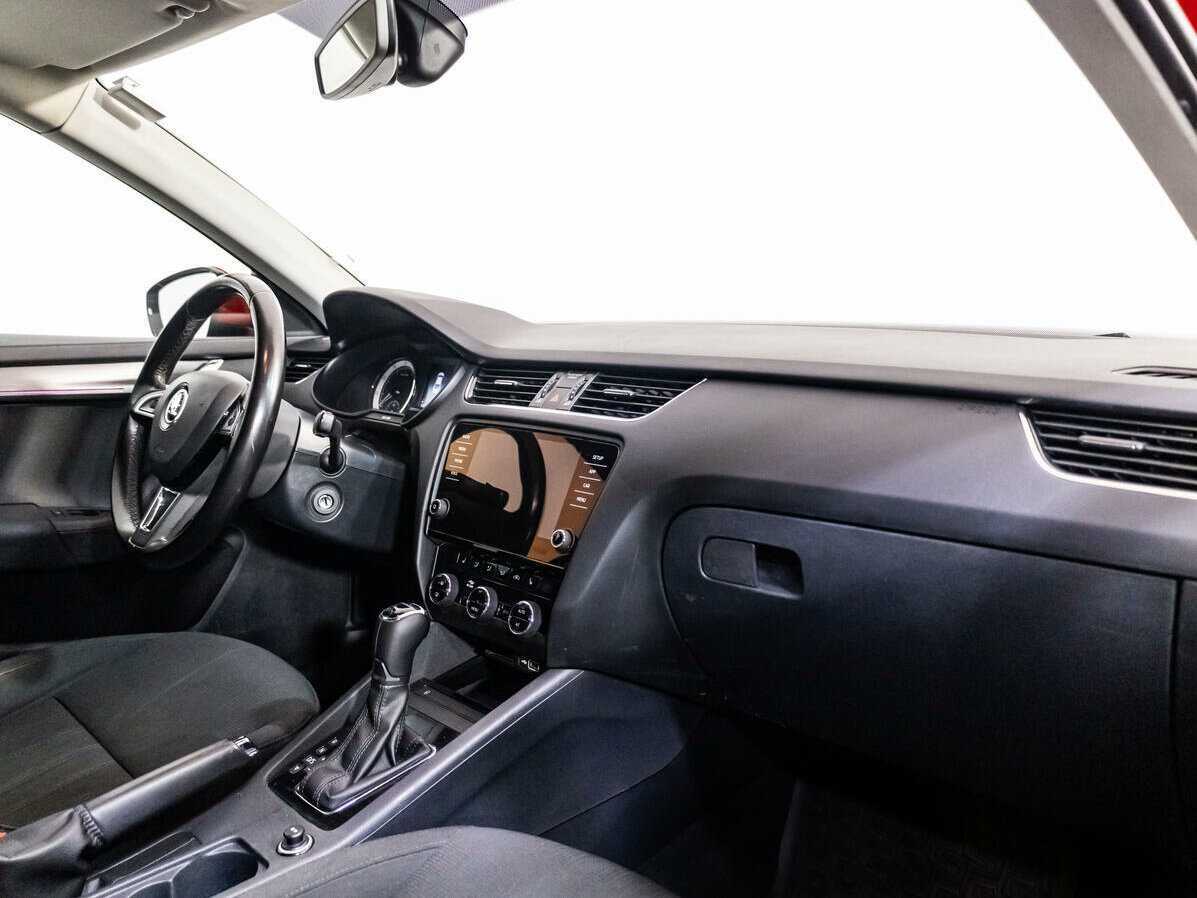 Купить Skoda Octavia, 2017, 124 734 км.. Фото: #7