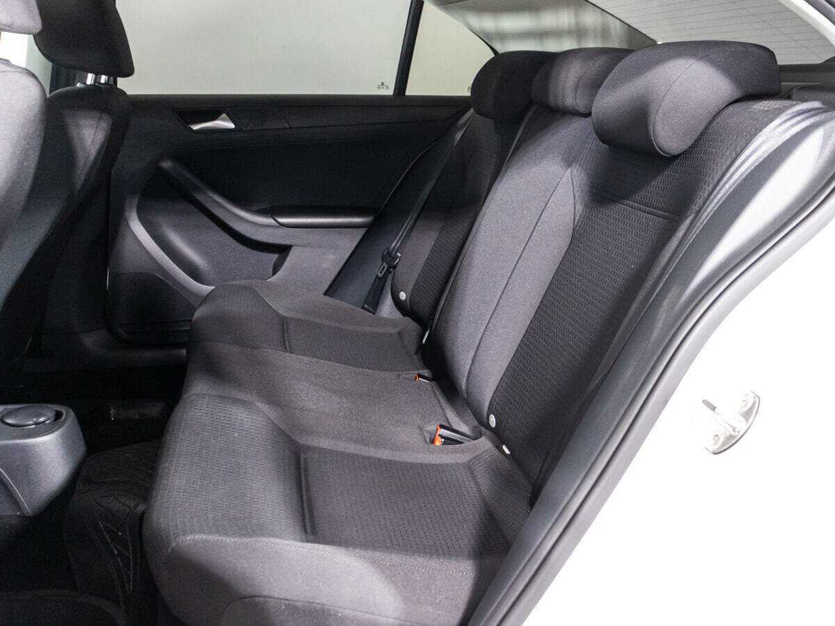 Купить Volkswagen Jetta, 2015, 63 829 км.. Фото: #9