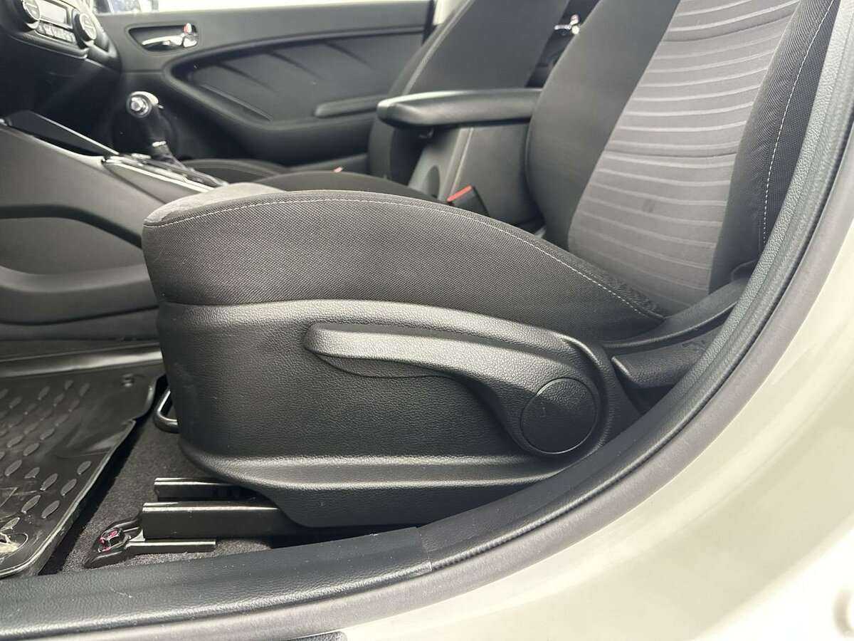 Купить Kia Cerato, 2018, 96 142 км.. Фото: #9