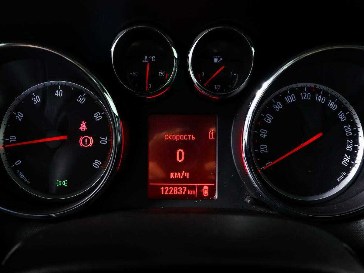 Купить Opel Astra, 2013, 122 411 км.. Фото: #10