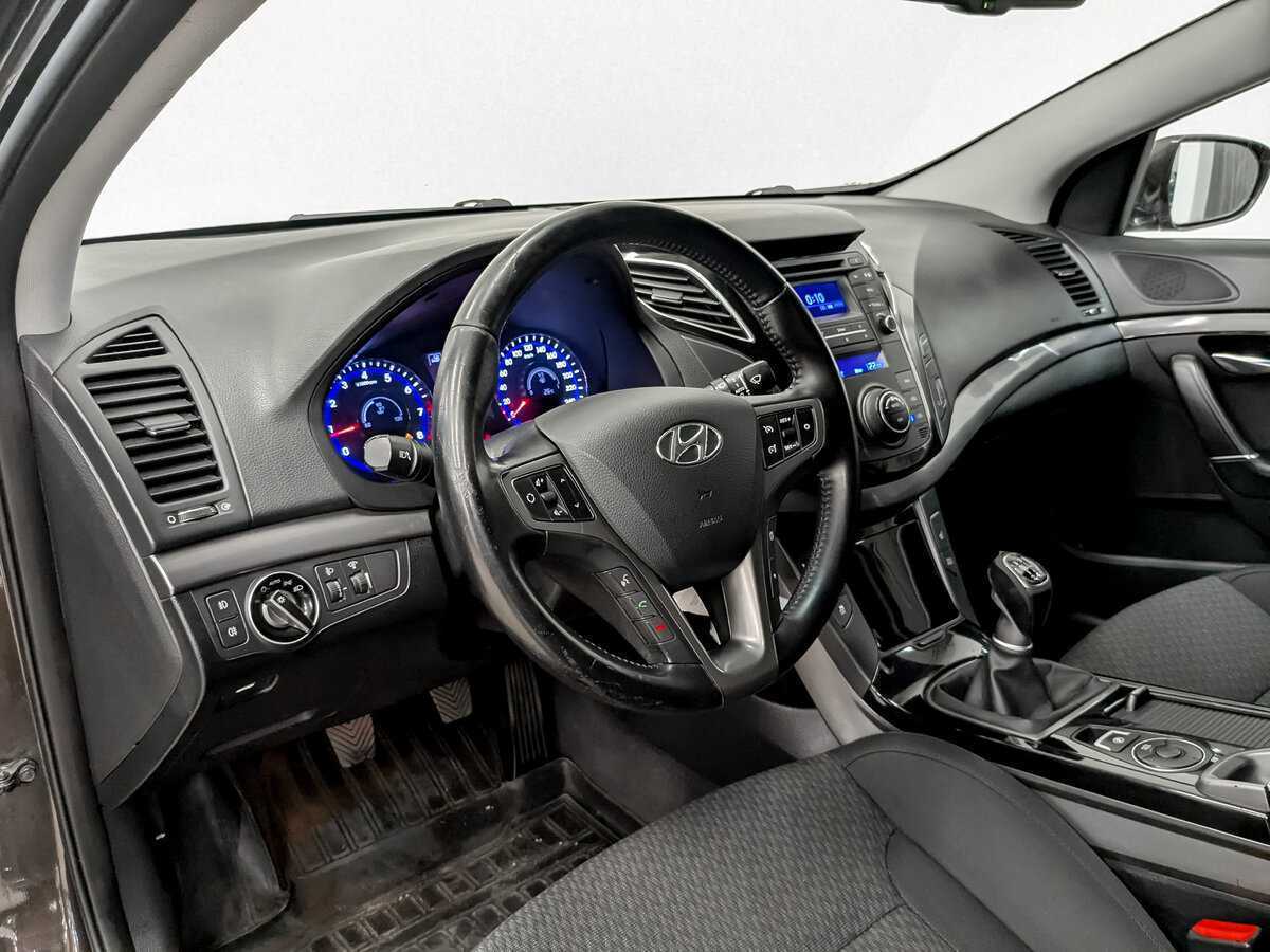Купить Hyundai i40, 2016, 86 868 км.. Фото: #15