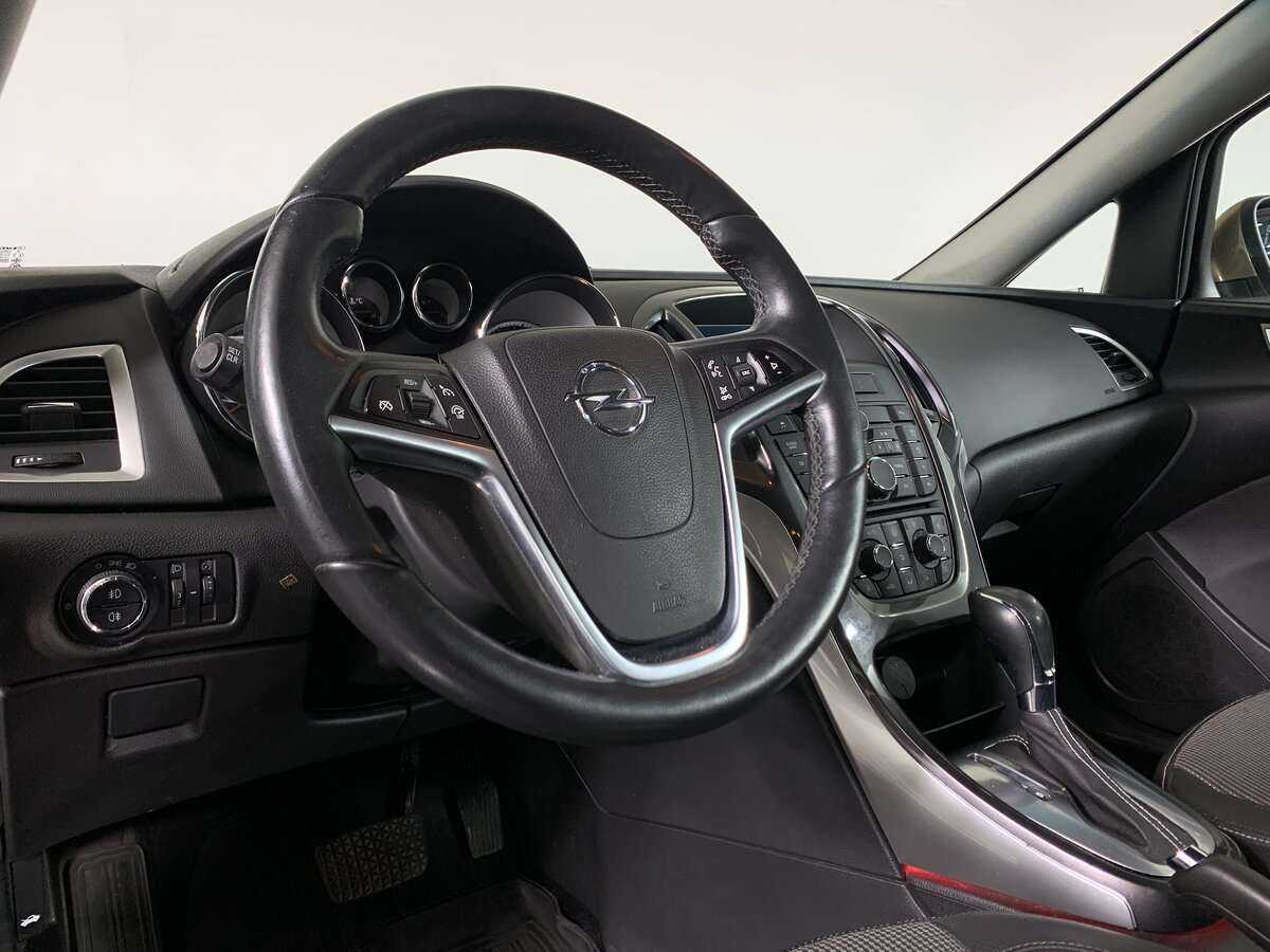 Купить Opel Astra, 2012, 76 821 км.. Фото: #8