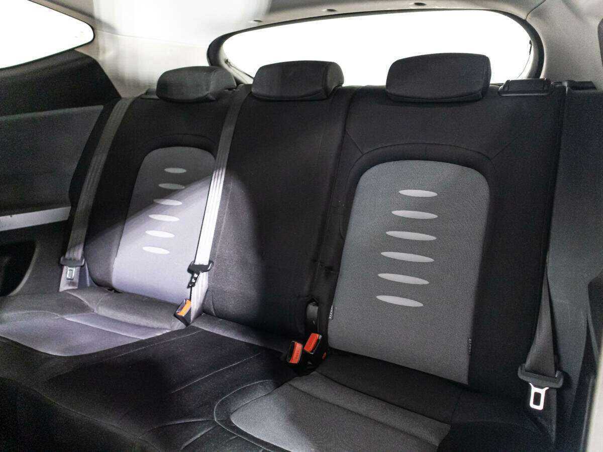 Купить Kia Ceed, 2014, 196 237 км.. Фото: #9