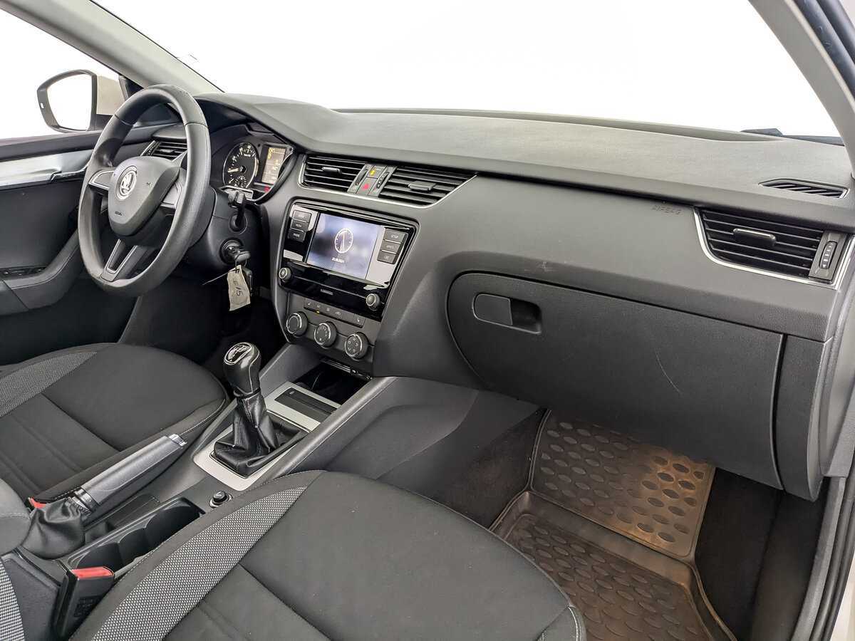 Купить Skoda Octavia, 2017, 140 527 км.. Фото: #8