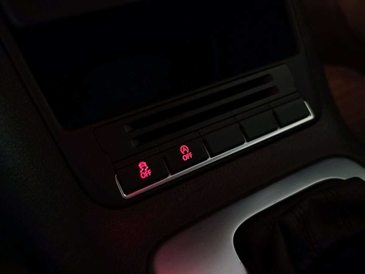 Купить Volkswagen Tiguan, 2013, 208 555 км.. Фото: #12