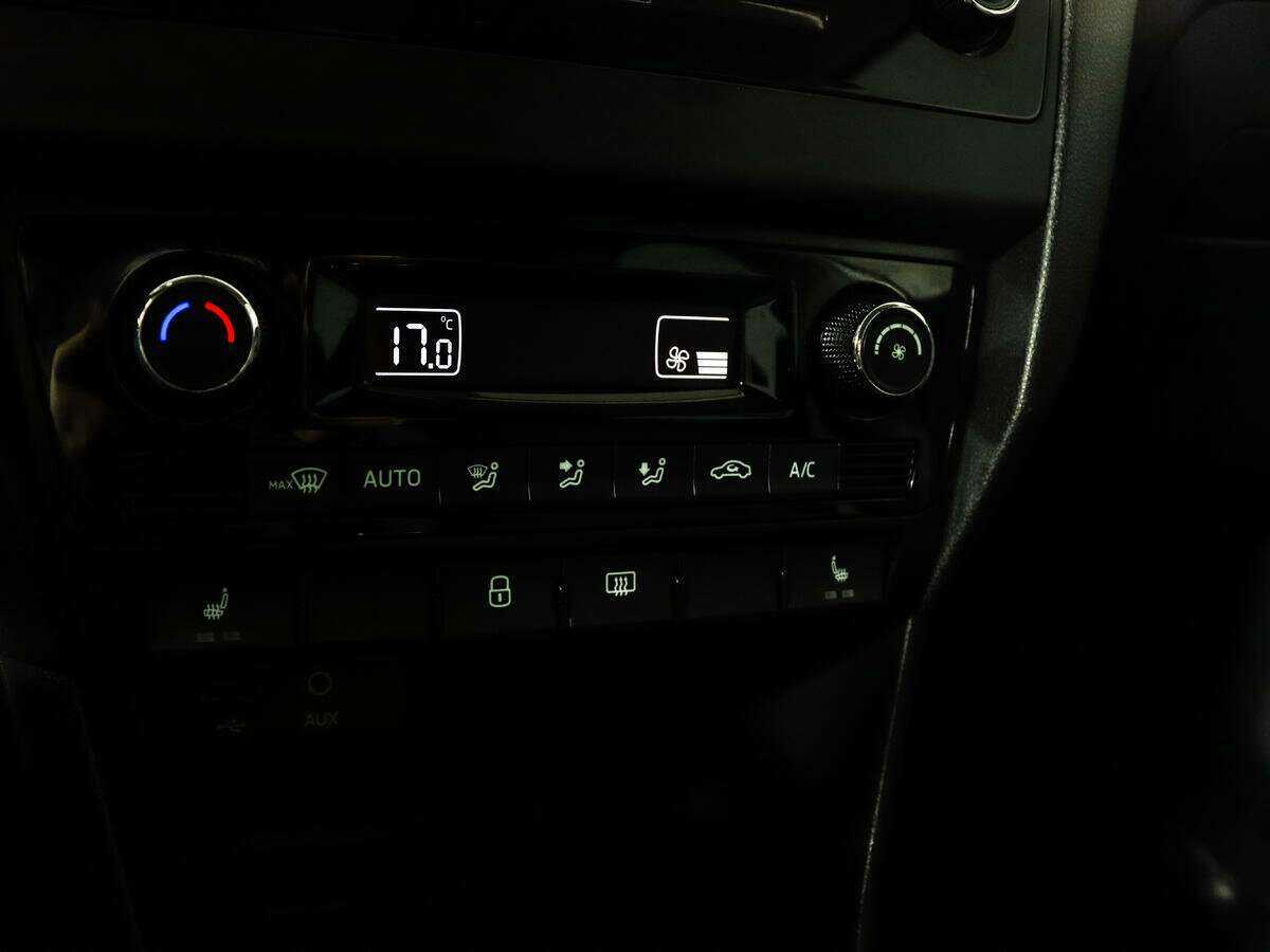 Купить Skoda Rapid, 2016, 157 245 км.. Фото: #15