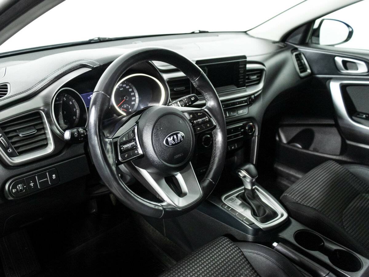 Купить Kia Ceed, 2019, 68 732 км.. Фото: #10