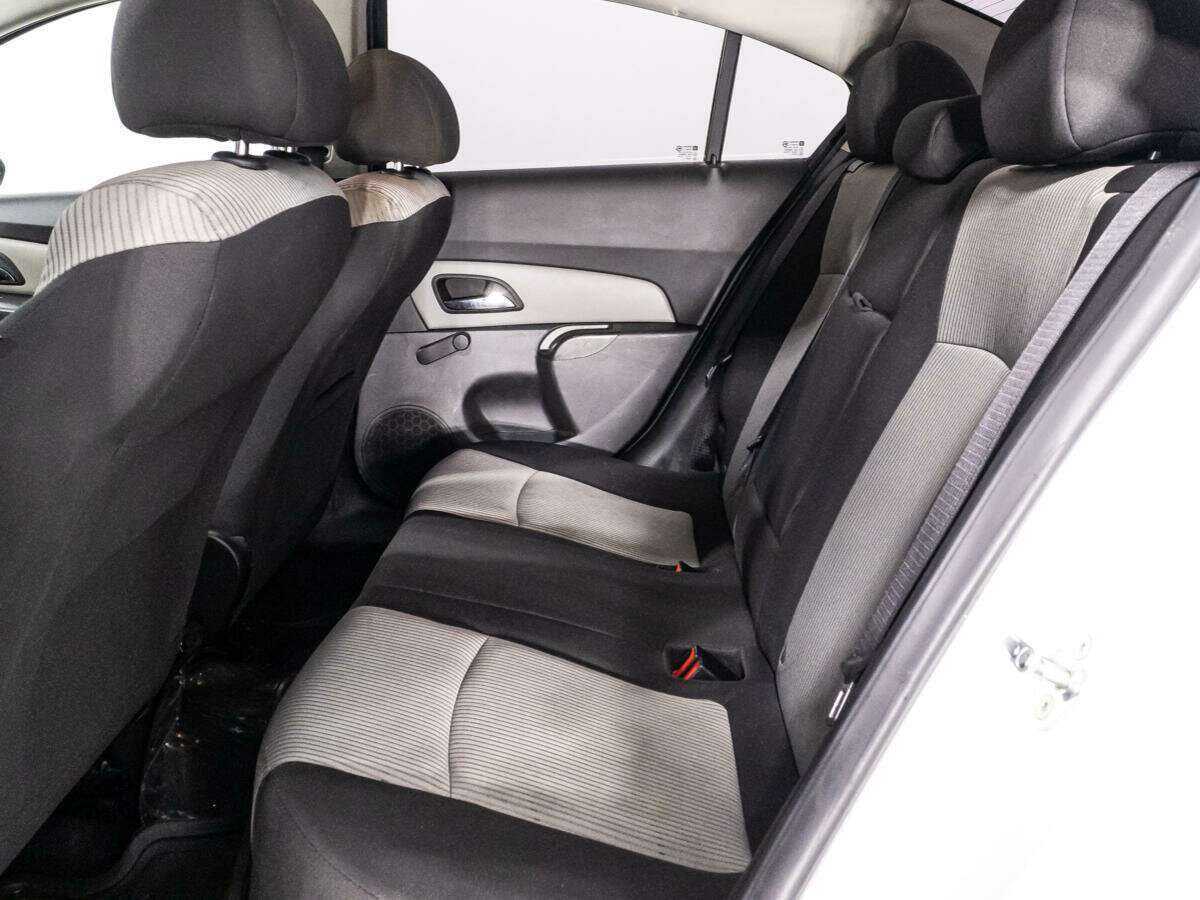Купить Chevrolet Cruze, 2012, 194 510 км.. Фото: #9