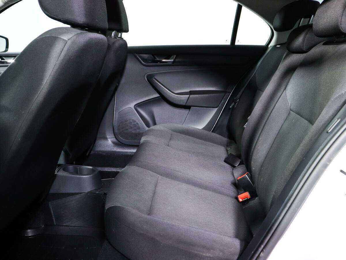 Купить Skoda Rapid, 2018, 28 000 км.. Фото: #8