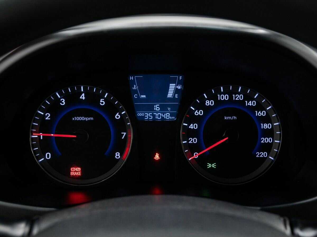 Купить Hyundai Solaris, 2013, 350 000 км.. Фото: #18