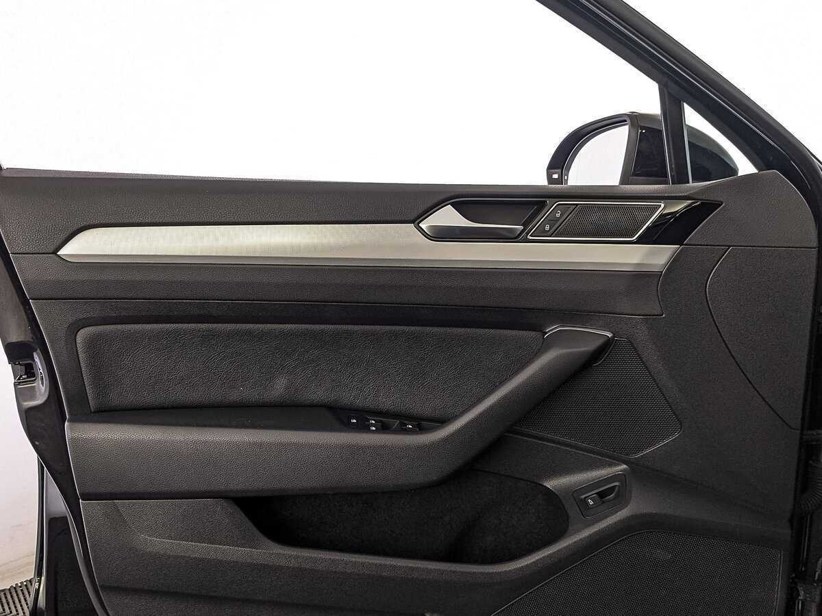 Купить Volkswagen Passat, 2016, 135 253 км.. Фото: #18